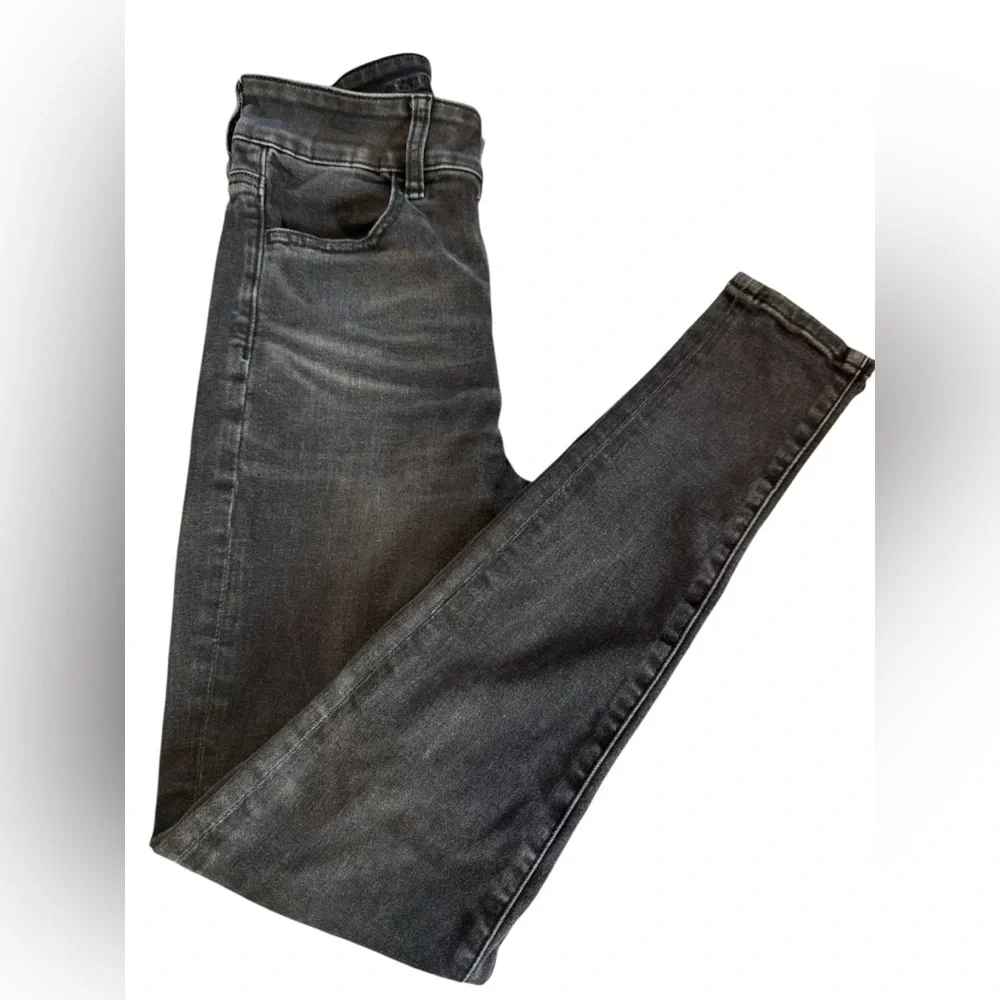 American Eagle Next Level Stretch Jeans Size 6 - Picture 2 of 5